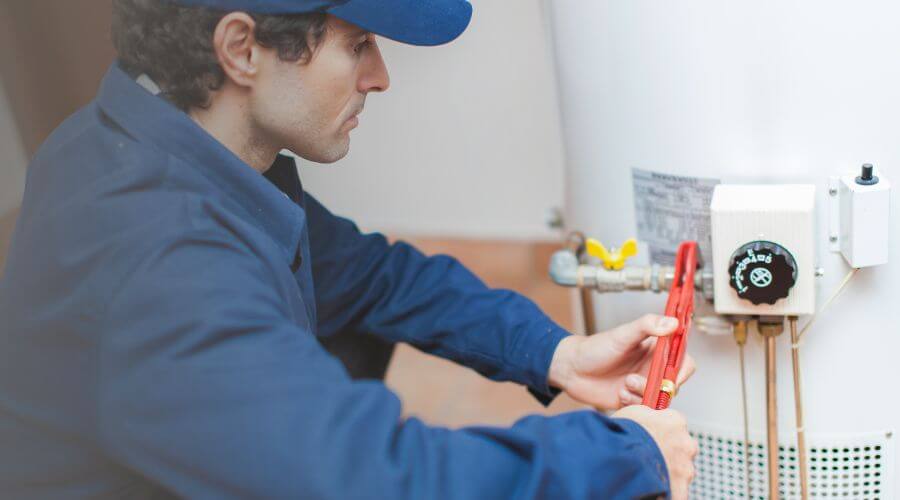Local water heater installation in Cedar Crest, NM